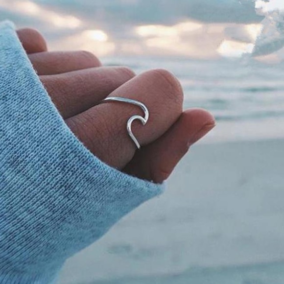 Indian Way Co Jewelry - Boho Silver Wave Beach Stackable Ring Size 6 NEW